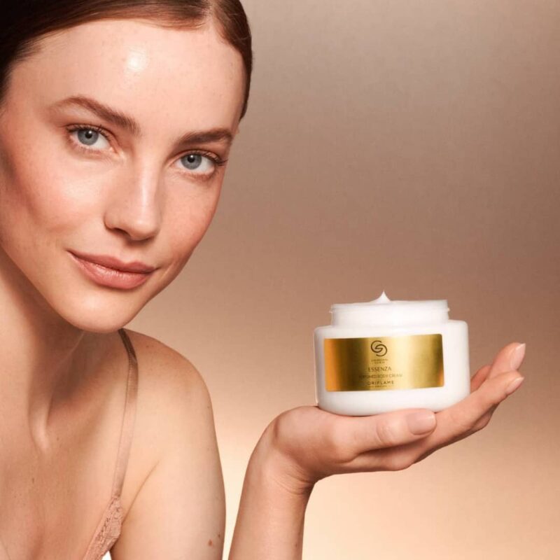 کرم بدن عطری جوردانی گلد اسنزا Giordani Gold Essenza Perfumed Body Cream - Image 3