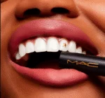 رژ لب باریک مک Powder Kiss Velvet Blur Slim Stick - تصویر 2