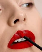 رژ لب مایع مات جوردانی گلد آیکونیک لیپ الکسیر Giordani Gold Iconic Lip Elixir SPF 15 - تصویر 6