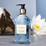 صابون مایع لوکس اسنس نیلوفر آبی و چوب سدار Essense&Co. Lotus & Cedarwood Hand & Body Wash - تصویر 4