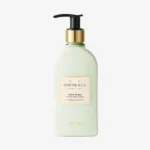 صابون مایع لوکس با رایحه گلابی تازه و تونکای خامه‌ای Essense&Co Pear & Tonka Hand & Body Wash