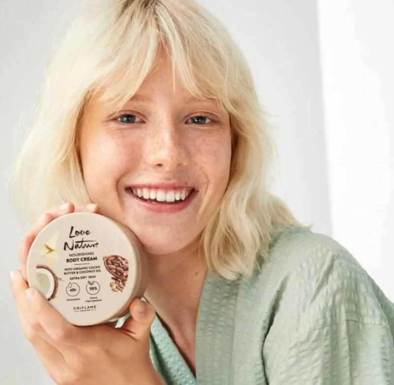 کرم بدن تغذیه‌کننده لاونیچر با کره کاکائو و روغن نارگیل ارگانیک – LOVE NATURE Nourishing Body Cream with Organic Cacao Butter & Coconut Oil - تصویر 3