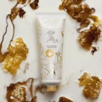 کرم دست شیر و عسل Milk & Honey Gold Moisturising Hand Cream - تصویر 8