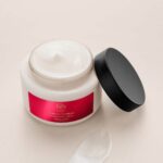 کرم بدن عطری جوردانی گلد اسنزا سوپریم Giordani Gold Essenza Supreme Body Cream - Image 3