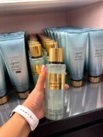 لوشن پرفیوم شاین ویکتوریا سکرت آکو کیس Victoria’s Secret Aqua Kiss Shimmer Fragrance Lotion - تصویر 2