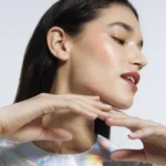 کرم پودر ایلوسکین گلو رفلکتیو دوان – THE ONE Illuskin Glow Reflective Foundation - تصویر 7